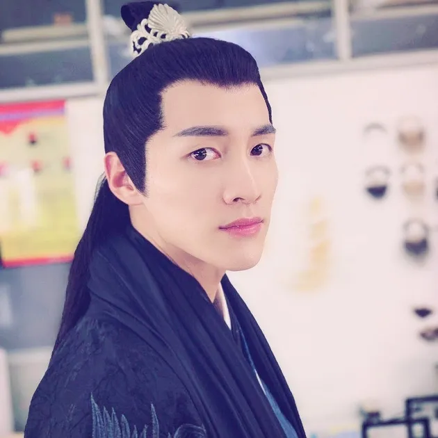Chinese Drama Actor Jin Ze Passes Away at Age 33