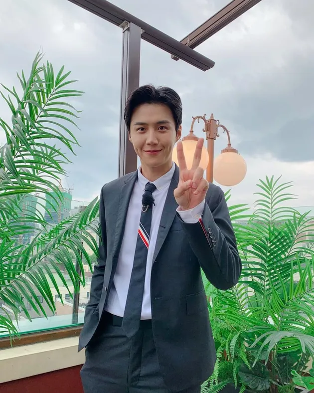 Aktor Kim Seon Ho