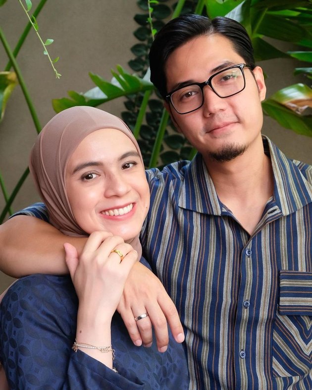 Admitting to being Rizky Kinos' mistress and often crying alone, here are 14 portraits of Nycta Gina and her harmonious husband's household - Known as a Funny Couple