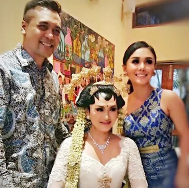 Yuni Shara