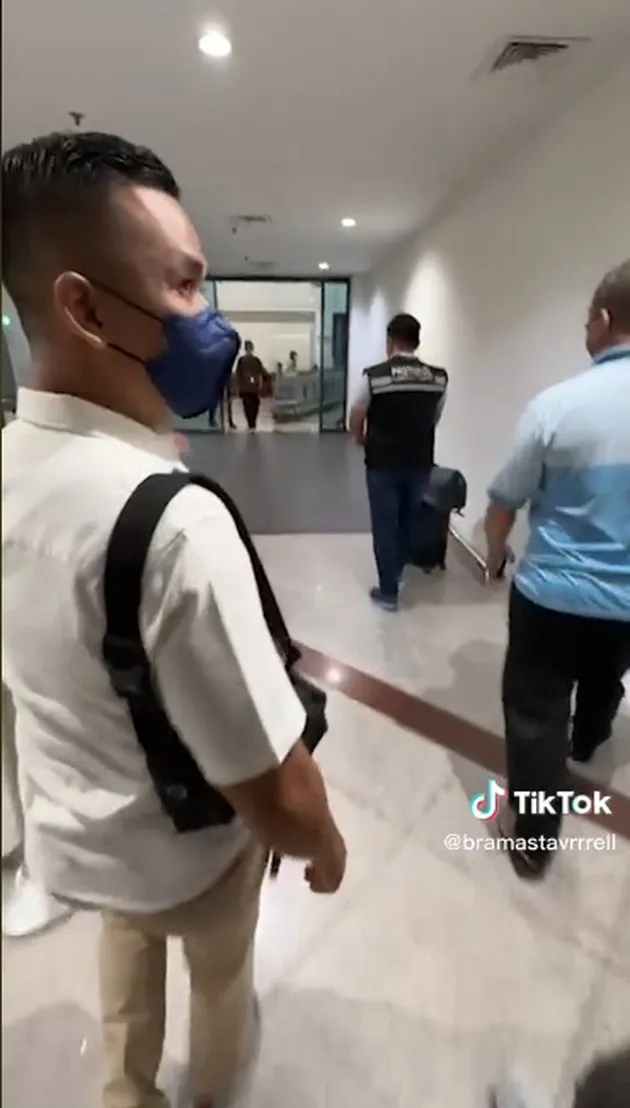 <nil>