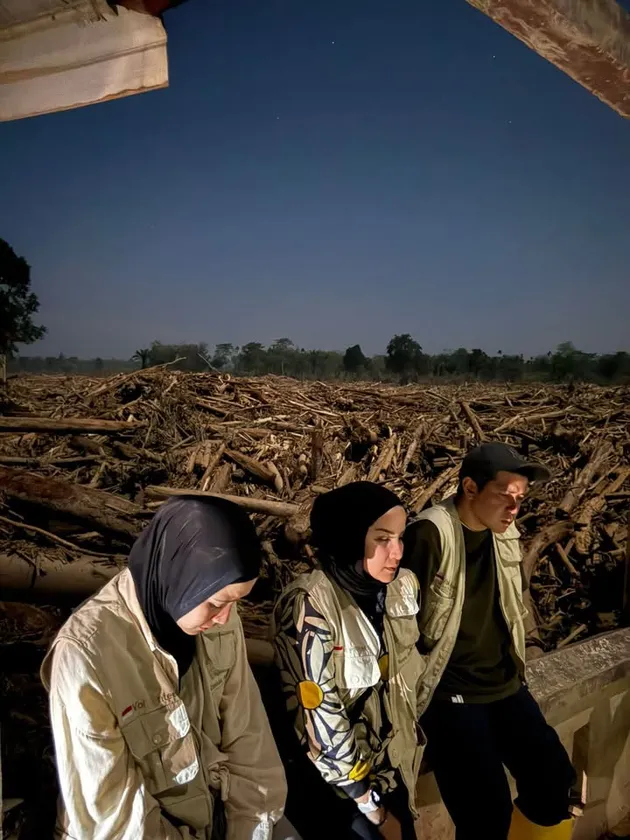 Zaskia Adya Mecca tak kuasa tahan tangis melihat bencana Sumatra