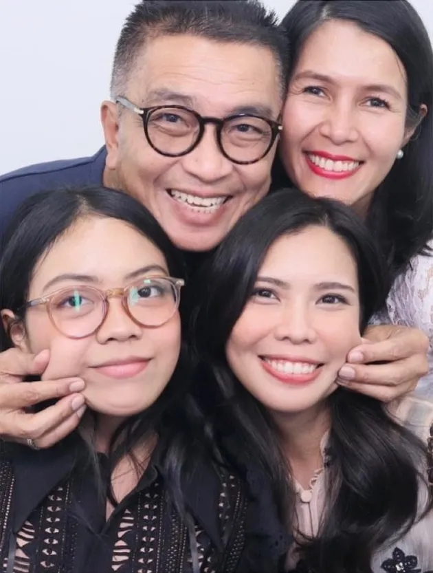 Azzura Putri Helmy Yahya Diterima di ITB