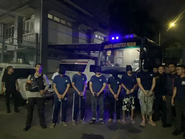 Ammar Zoni dengan tahanan lainnya