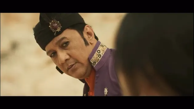 Andre Taulany pakai celak