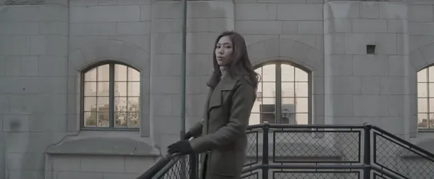 Dirilisnya lagu berserta klip ini pastinya menjadi sebuah suguhan manis buat para penikmat musik yang sudah sangat rindu dengan karya dari Raisa dan Isyana.