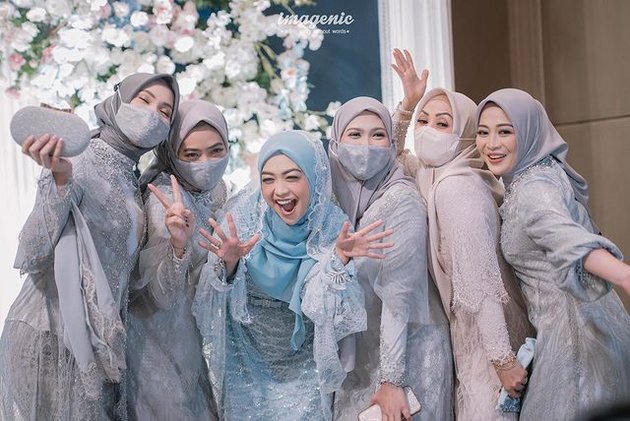 Anggun Makes People Stunned, Series of Beautiful Photos of Ria Ricis' Charming Appearance at Pre-Wedding Religious Gathering: Wearing Beautiful Shoes Like Cinderella!