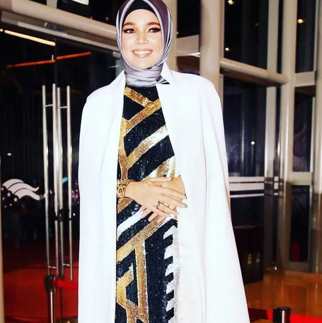 fashion hijab, fashion dewi sandra