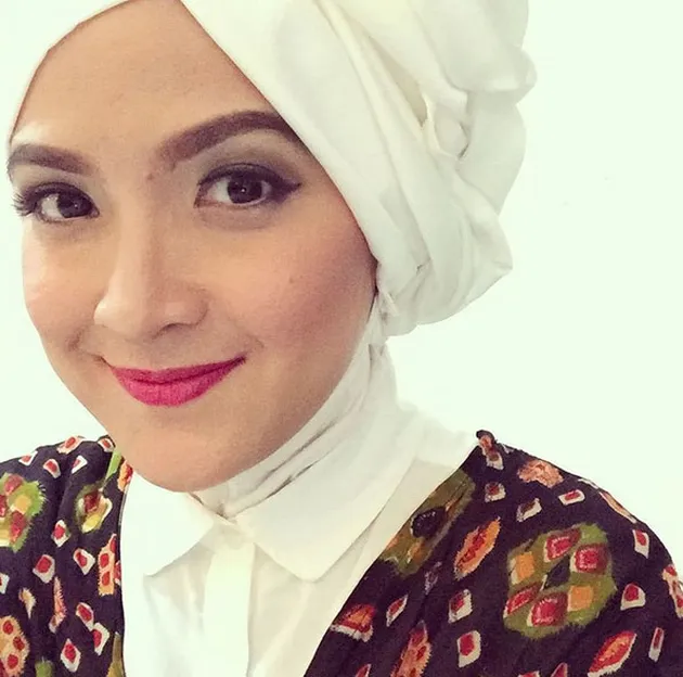 Anggunnya Andhara Early, Dulu Model Majalah Dewasa Kini Berhijab
