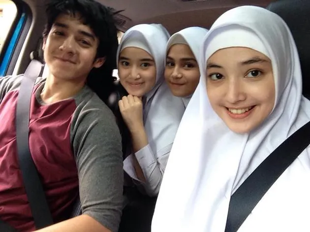 ANNA KARINA GILBERT, SI CANTIK BERHIJAB PEMERAN AISYAH PUTRI - KapanLagi.com