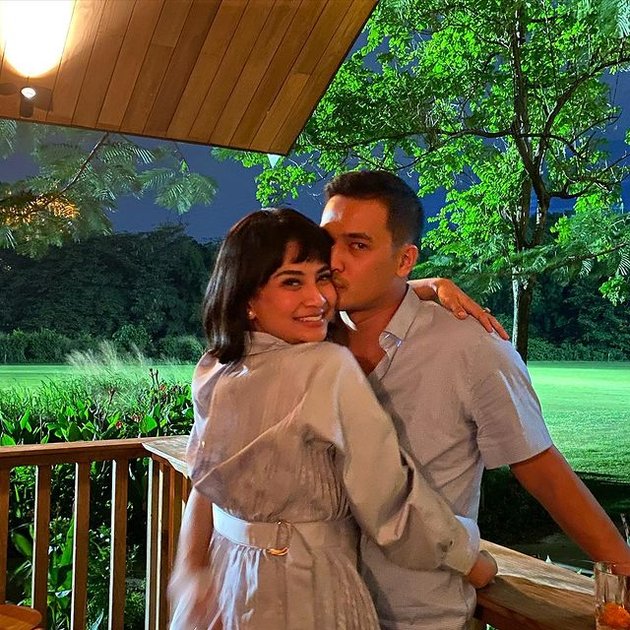 1 Year Wedding Anniversary, Here's a Collection of Romantic Photos of Vanessa Angel & Bibi Ardiansyah that Will Make You Feel Emotional