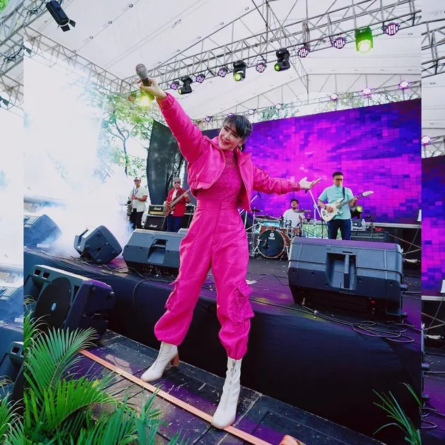 Artis Dangdut Sopan Tertutup