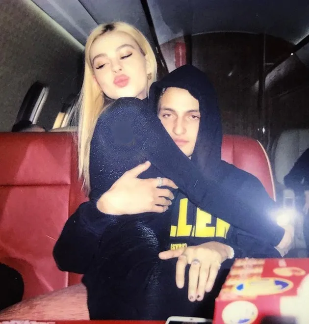 Anwar Hadid - Nicola Peltz Pacaran