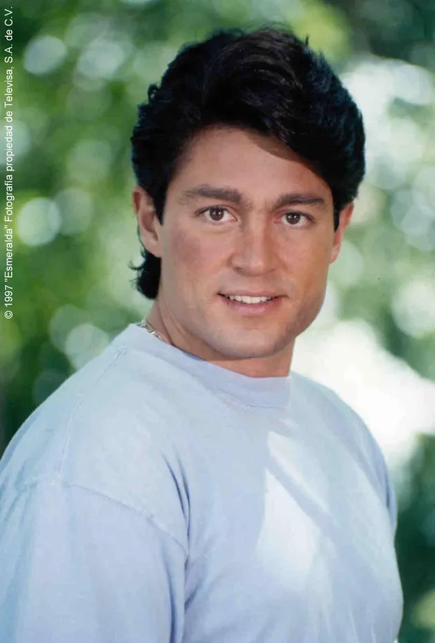 Fernando Colunga