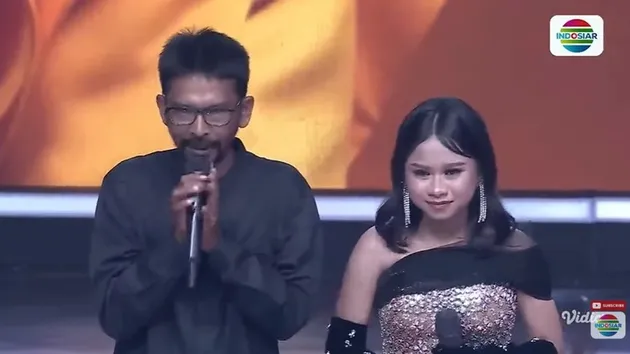 Cerita April Saat Ngamen