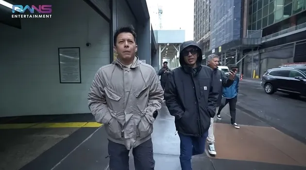 Ariel Noah jalan-jalan di Amerika