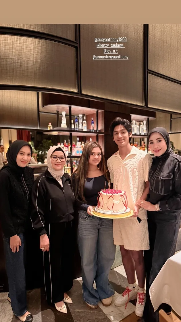 Arlova Taulany rayakan ultah bersama keluarga
