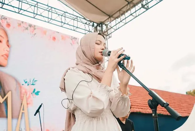<nil>