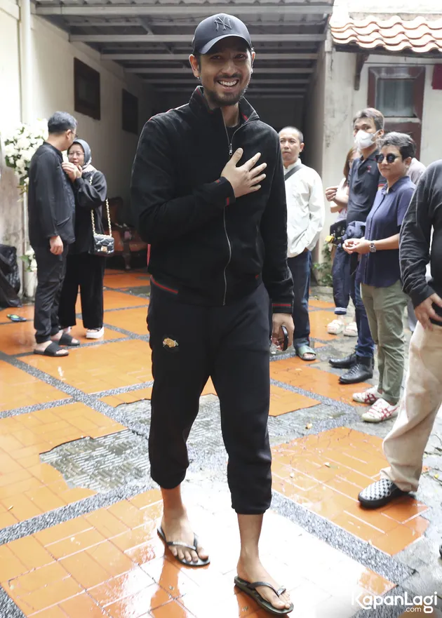 Arya Saloka Kenang Pertemuan dengan Ayah Baim