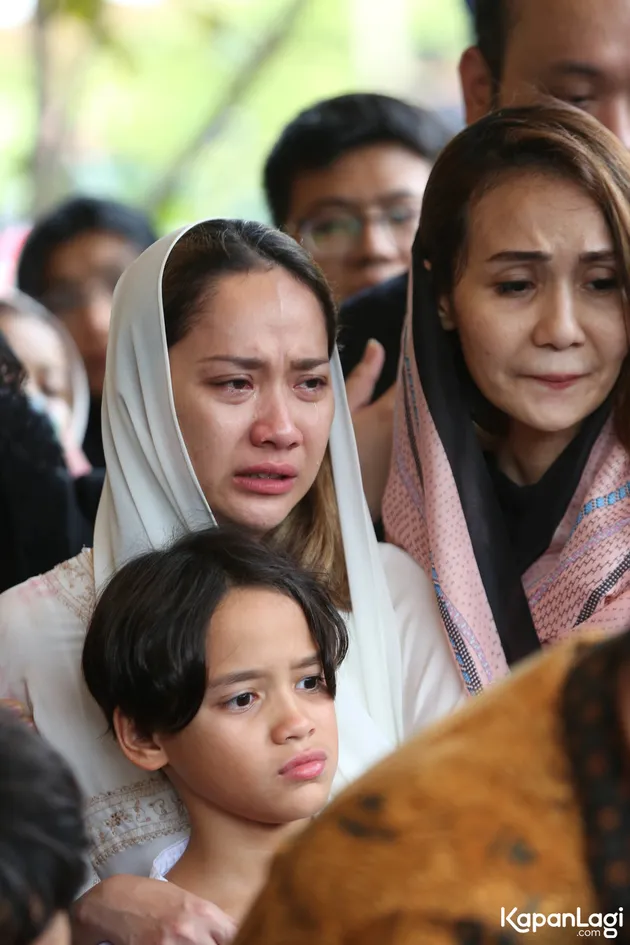 Ashraf Sinclair Meninggal dunia