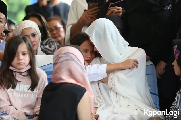 Ashraf Sinclair Meninggal dunia