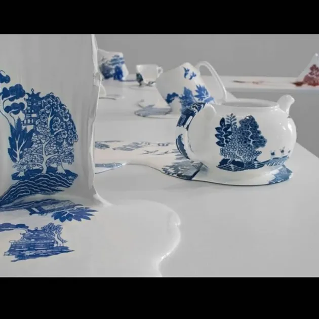 Keramik atau kaleng?