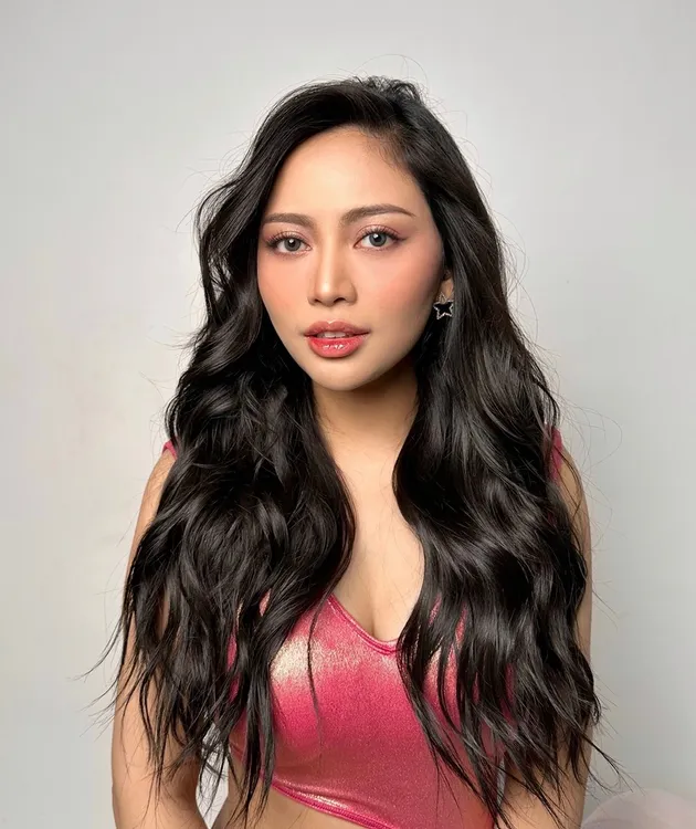 Rachel Vennya