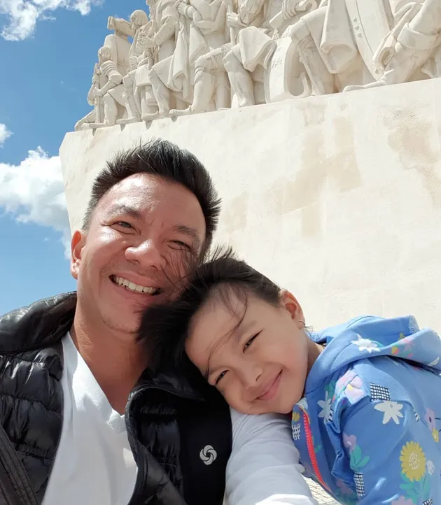 Shakira Aurum di Instagram sang ayah