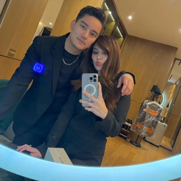 Ayu Ting Ting Boy William