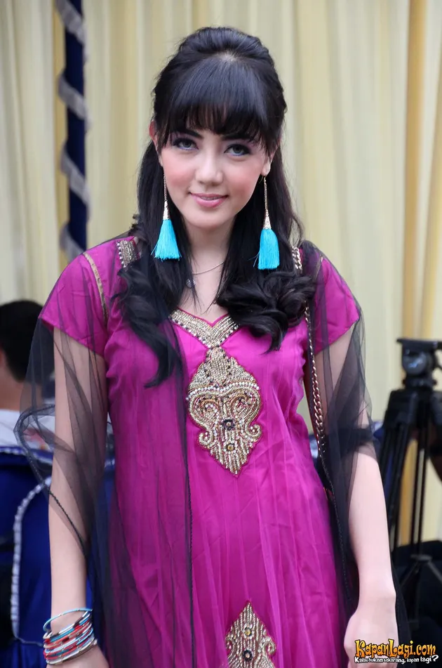 ADJIE PANGESTU - BELLA SHOFIE UNGKAP GAYA PACARAN BULAN 