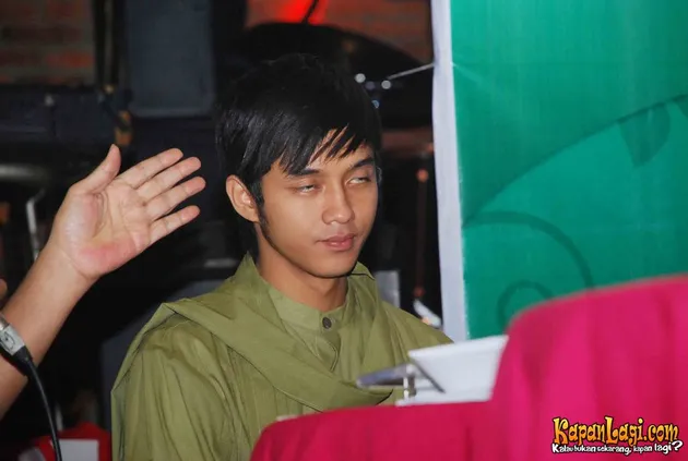Adly Fairuz
