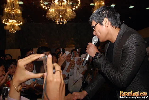 Afgan Syah Reza