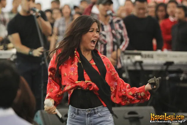 Agnes Monica