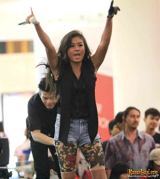 Agnes Monica