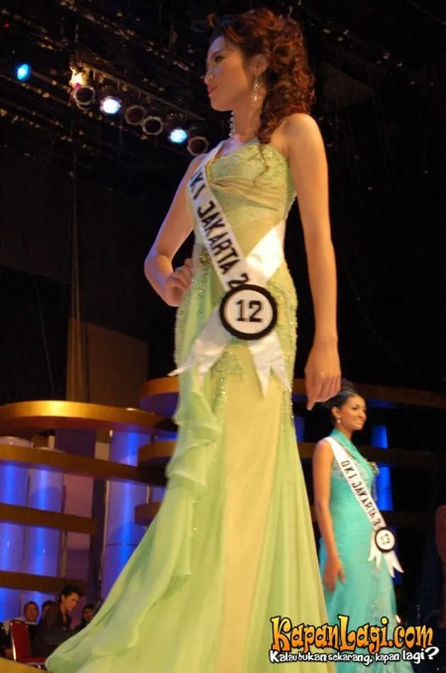 Putri indonesia 2006