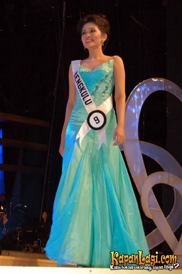 Putri indonesia 2006