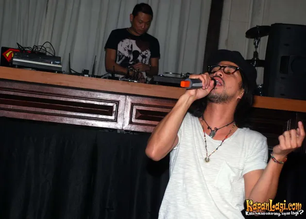 Aryo Wahab / Ai Tumbuan