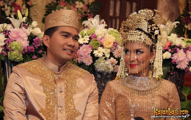 AKAD NIKAH INTAN NURAINI DAN DONNY AZWAN PUTRA DI GEDUNG DHANAPALA