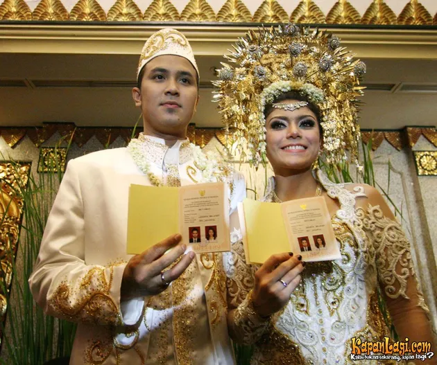 Thalita Latief - Dennis Lyla