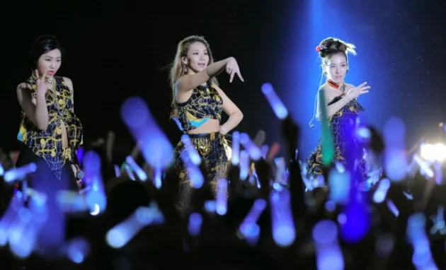 2NE1