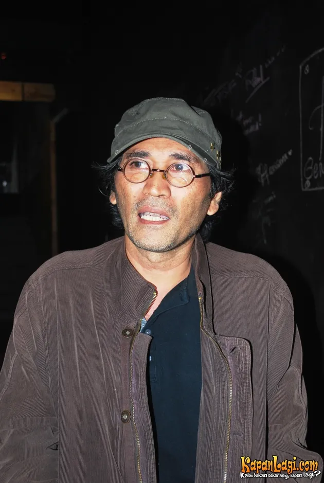Alex Komang