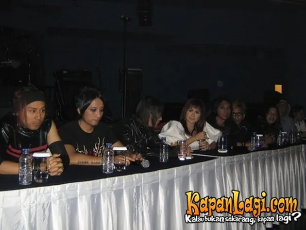 Album 'RE-KODE'