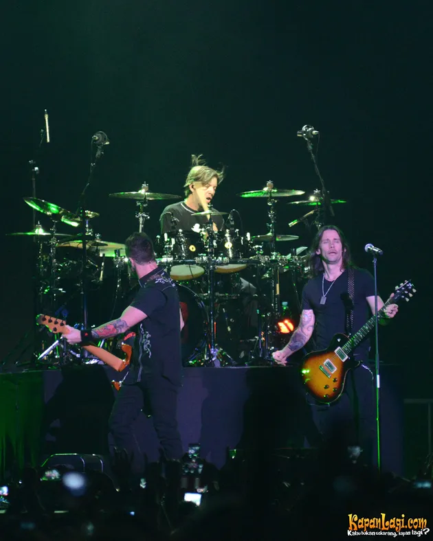Alter Bridge