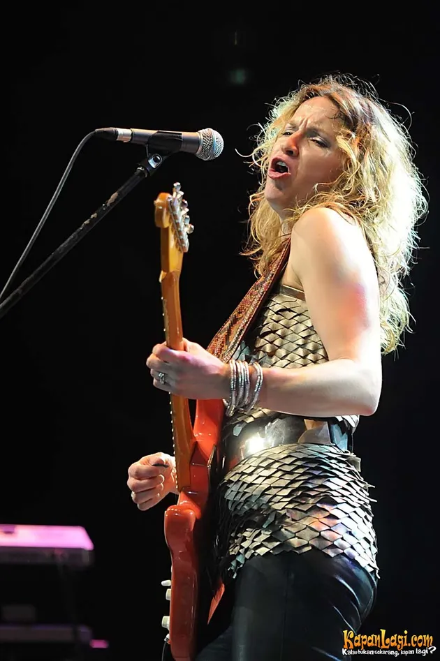 Ana Popovic