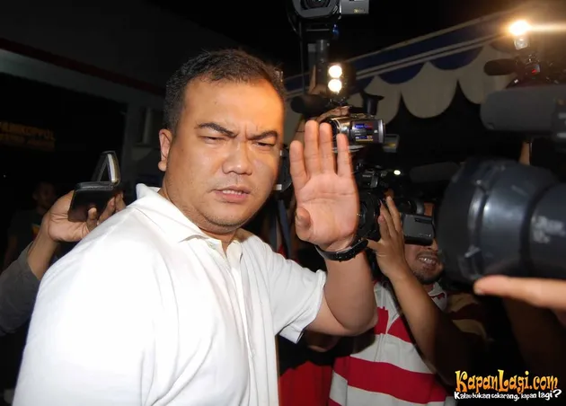 ananda mikola, moreno soeprapto