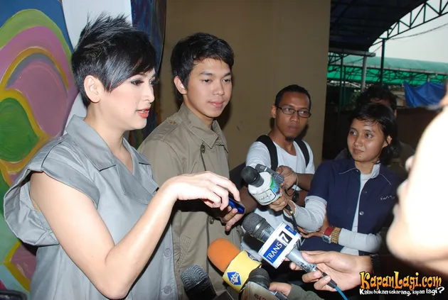 Andhara Early