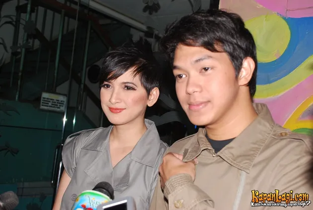 Andhara Early