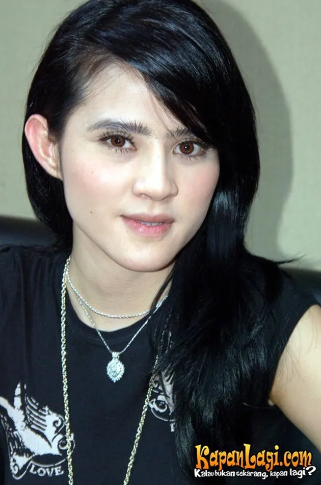 angel lelga