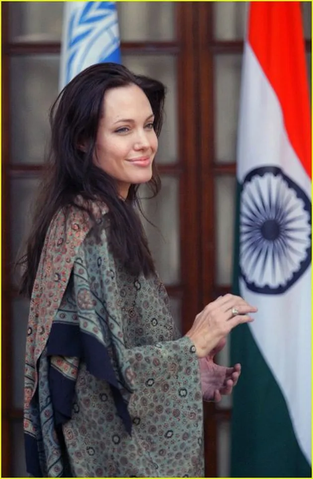 angelina_jolie