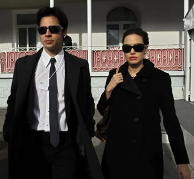 angelina jolie hamil